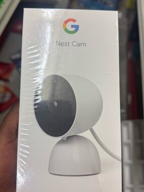 Nest indoor cam white